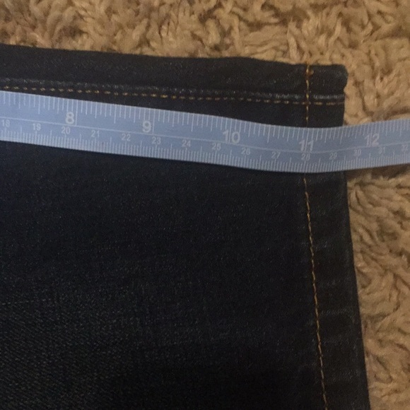 Levi’s 569 Loose Straight Jean Shorts - Picture 6 of 6